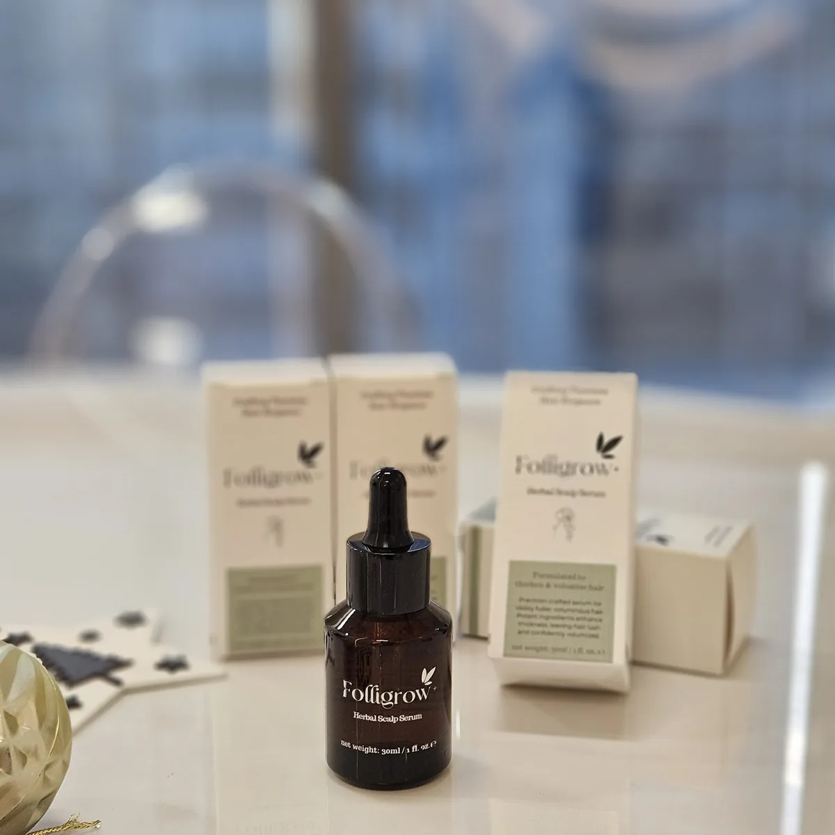 Folligrow+ serum still life
